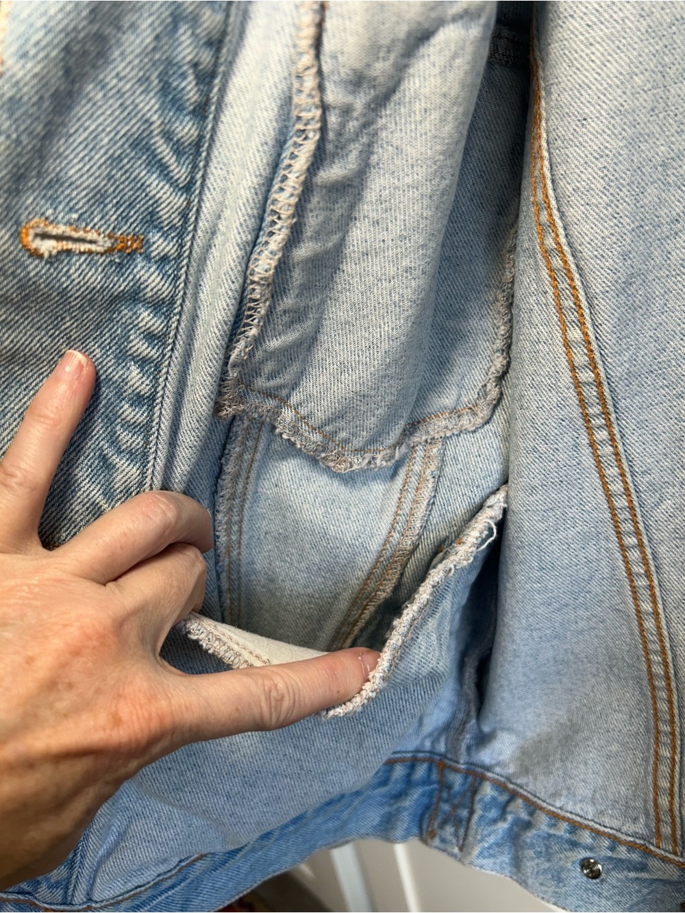 Vintage Y2K Jordache Light Blue Denim Jean Jacket size medium - Picture 6 of 12